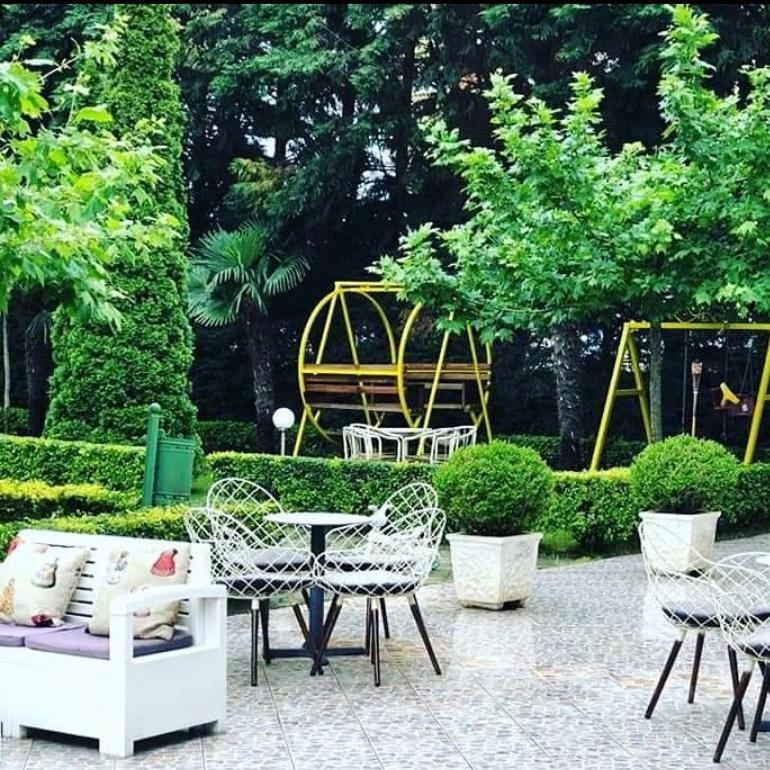 Hotel Ambasador Garden Lezhe Ngoại thất bức ảnh