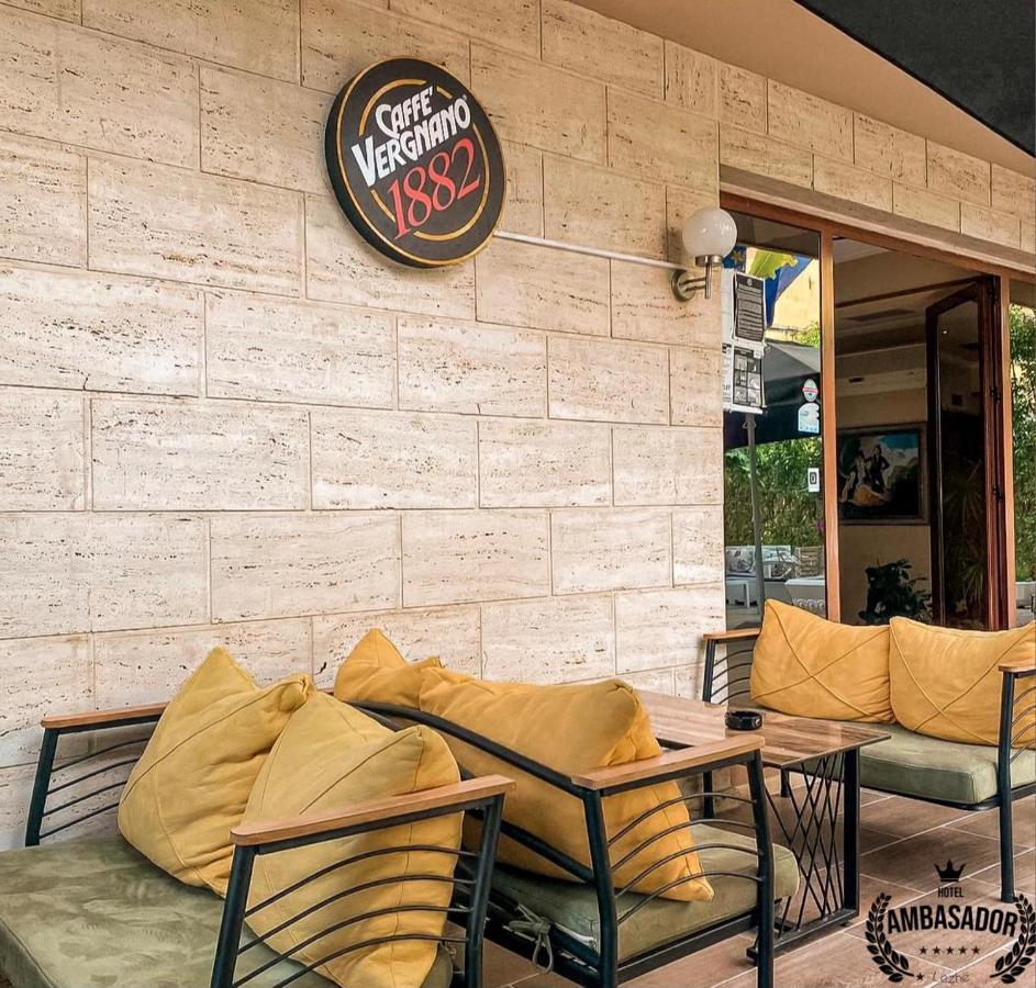Hotel Ambasador Garden Lezhe Ngoại thất bức ảnh