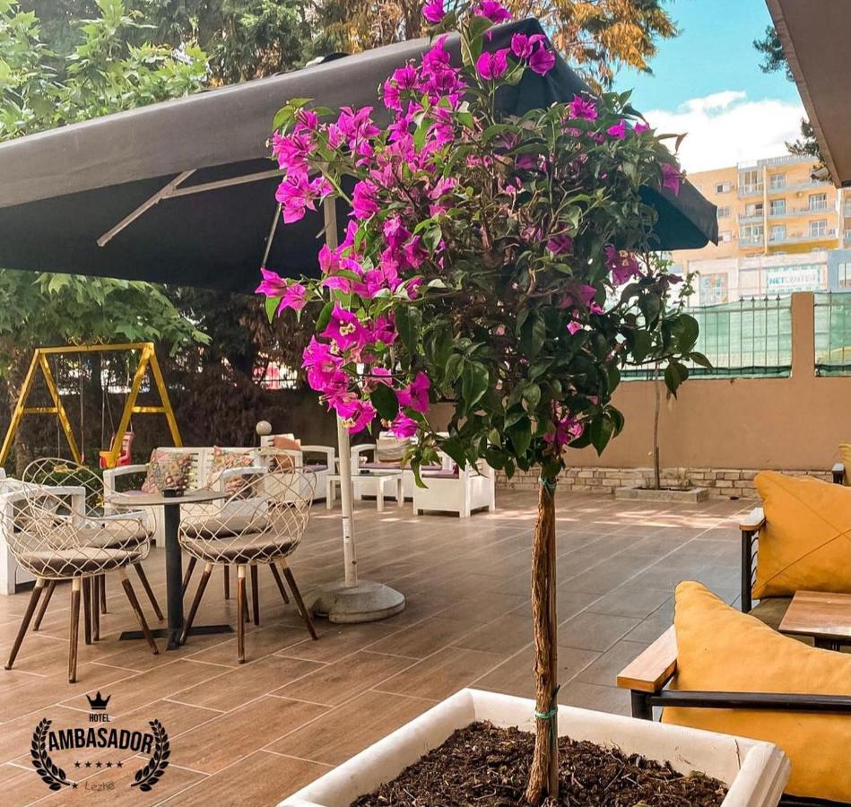 Hotel Ambasador Garden Lezhe Ngoại thất bức ảnh